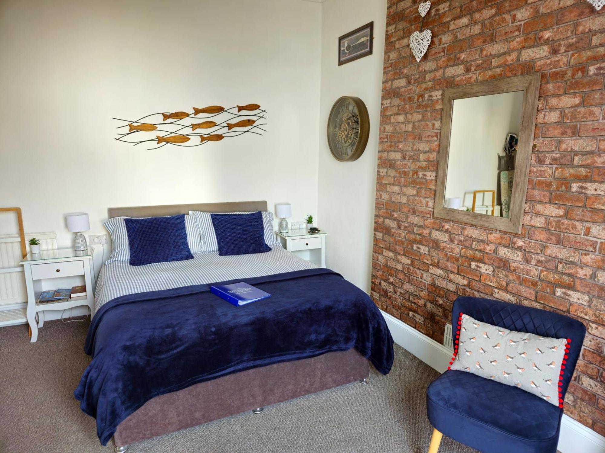 Beachcomber B&B Tenby Exterior photo