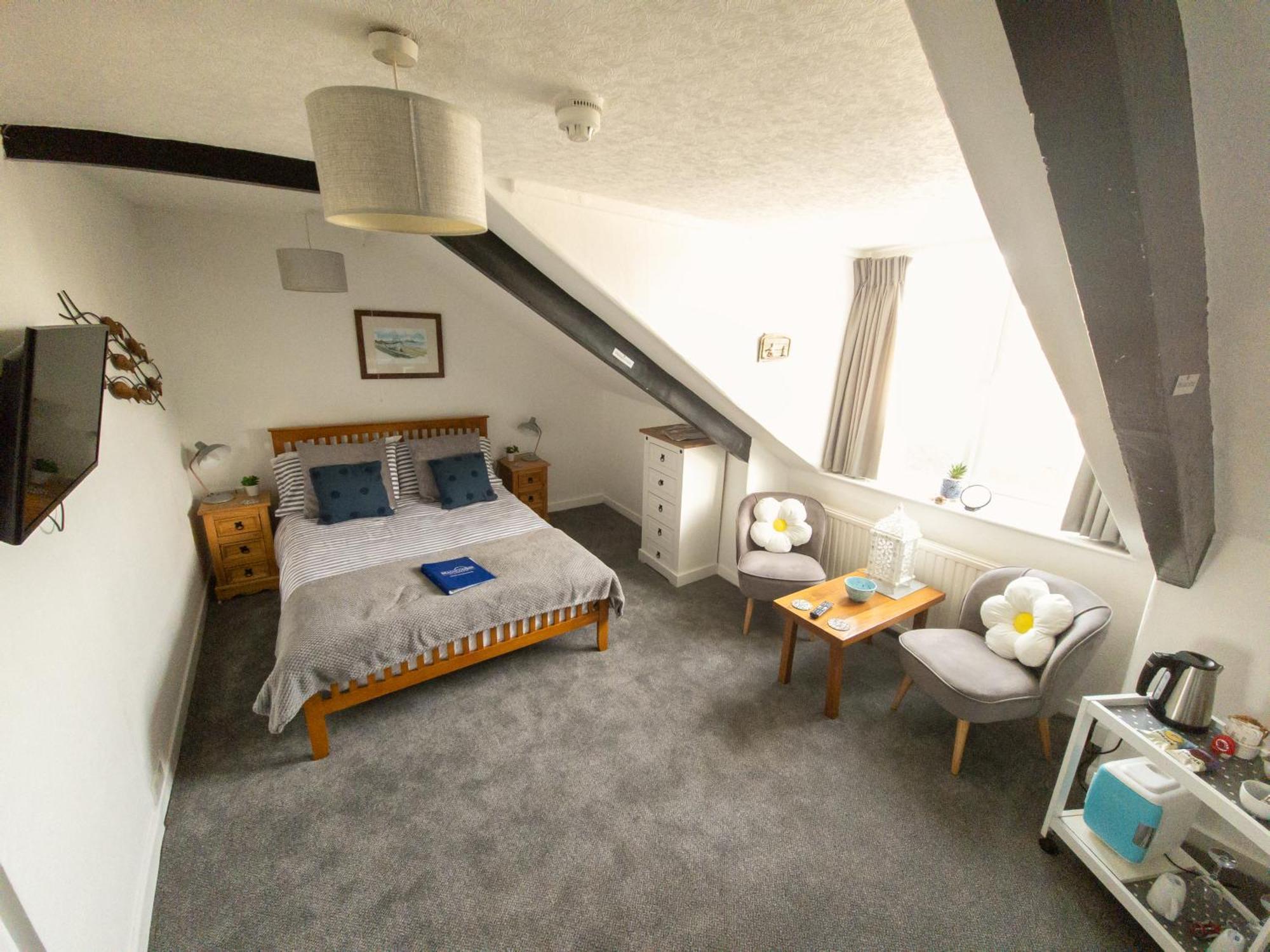 Beachcomber B&B Tenby Exterior photo