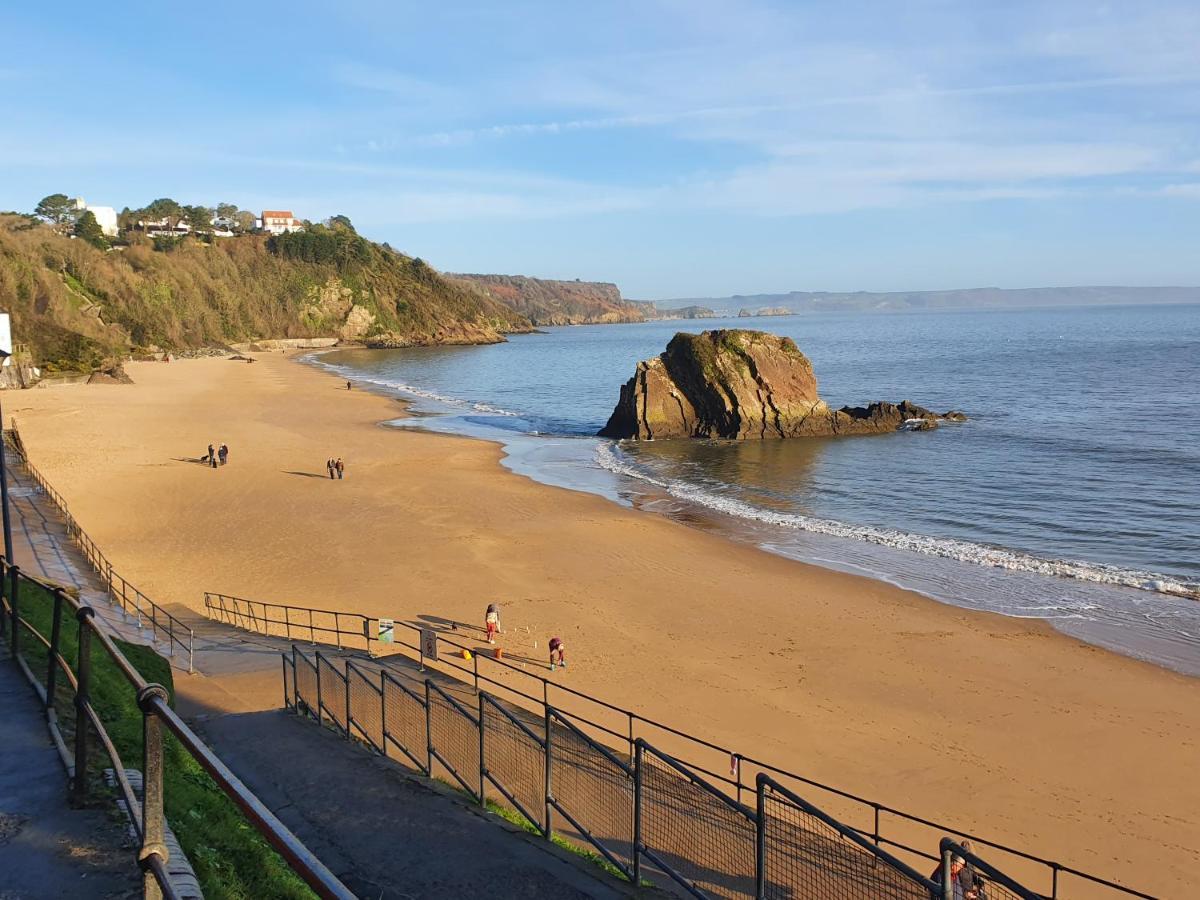 Beachcomber B&B Tenby Exterior photo